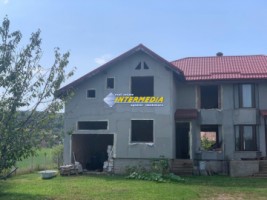 casa-noua-de-vanzare-in-alba-iulia-cu-teren-576-mp-2