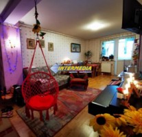 3-camere-decomandat-de-vanzare-in-centru-alba-iulia-etaj-intermediar-1