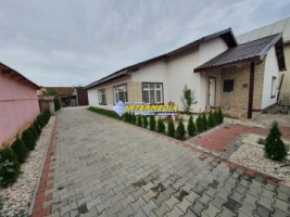 casa-noua-de-vanzare-in-alba-iulia-finisata-complet-teren-750-mp-1
