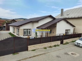 casa-noua-de-vanzare-in-alba-iulia-finisata-complet-teren-750-mp-2