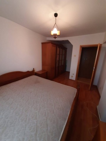 apartament-3-camere-zona-garii-suprafata-de-68-mp-325-euro-negociabil-2