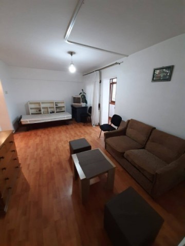 apartament-3-camere-zona-garii-suprafata-de-68-mp-325-euro-negociabil