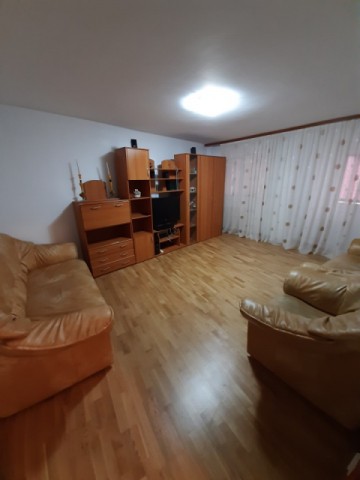 apartament-3-camere-zona-calea-nationalaprofi-et3-mobilatutilat-73000-euro-neg