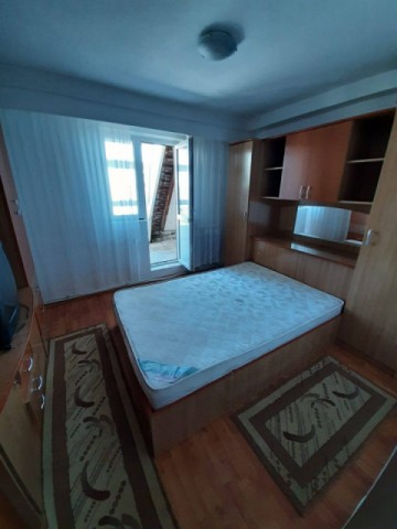 apartament-4-camerezona-centrala-decomandat-suprafata-85-mp-pret-350-euro-2