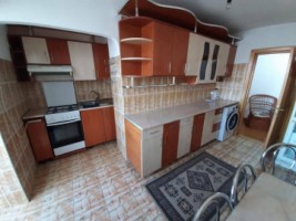 apartament-4-camerezona-centrala-decomandat-suprafata-85-mp-pret-350-euro-4