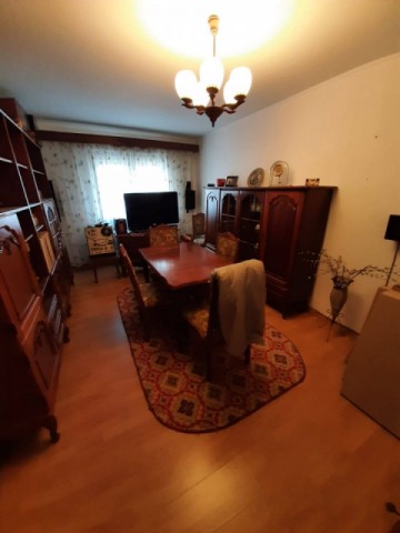 apartament-3-camere-suprafata-de-55-mp-51000-euro-negociabil-1