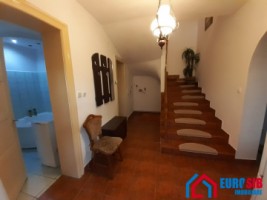 apartament-de-inchiriat-la-casa-singur-in-curte-4