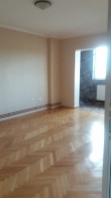 apartament-cu-4-camere-de-vanzare-in-alba-alba-iulia-2