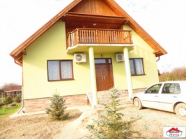 casa-cu-mansarda-zona-bercu-rosu-id-21909