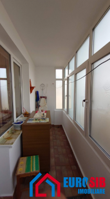 apartament-cu-2-camere-de-inchiriat-comision-0-3