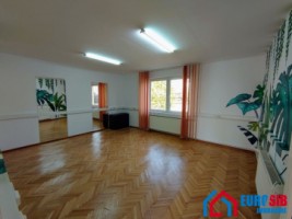 spatiu-comercial-de-inchiriat-in-sibiu-zona-ultracentrala-comision-0