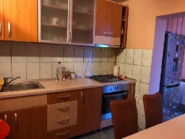 apartament-cu-2-camere-decomandat-garaj-1