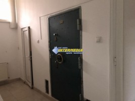 spatiu-comercial-de-inchiriat-120-mp-centru-zona-ultracentral-9