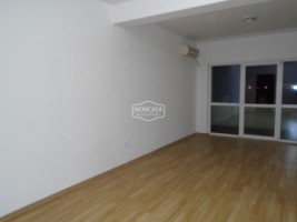 apartament-3-camere-zona-liceului-atlaurian-17