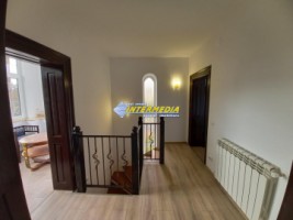 casa-de-inchiriat-in-cartierul-cetate-pretabila-cabinet-medical-spatiu-birouri-sau-locuit-12