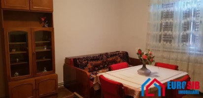 casa-singur-in-curte-in-sibiu-zona-compa-7