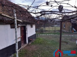 casa-cu-curte-si-gradina-de-vanzare-la-poalele-muntelui-fagaras-9