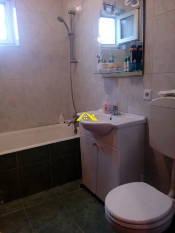 vand-apartament-2-camere-str-closca-4