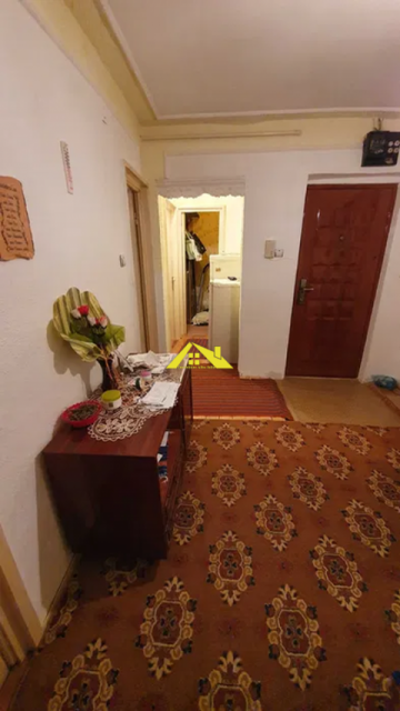 vand-apartament-2-camere-zona-cetate-langa-biserica-sf-ecaterina