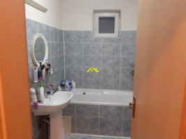 proprietar-apartament-3-camere-decomandate-cetate-stadion-an-2008-2