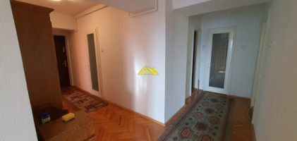 apartament-3-camere-decomandate-centru-7