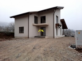 casa-de-vanzare-in-drambar
