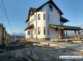 vila-8-camere-teren-2000-mp-campulung