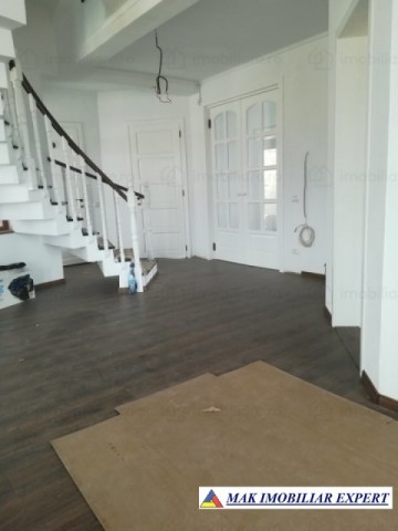 vila-8-camere-teren-2000-mp-campulung-7