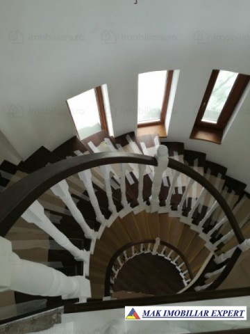 vila-8-camere-teren-2000-mp-campulung-9