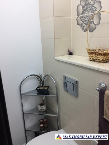 apartament-penthouse-de-lux-5-camere-etaj-45-in-pitesti-arges-vanzare-exclusiva-11