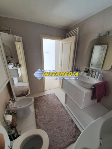casa-noua-de-vanzare-in-alba-iulia-finisata-complet-zona-cetate-6