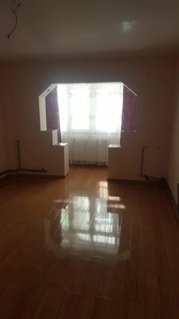 apartament-2-camere-zona-capat-la-1-3