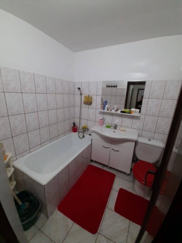 apartament-4-camere-2-bai2-balcoane-et44primaverii-53000-euro-negociabil-6