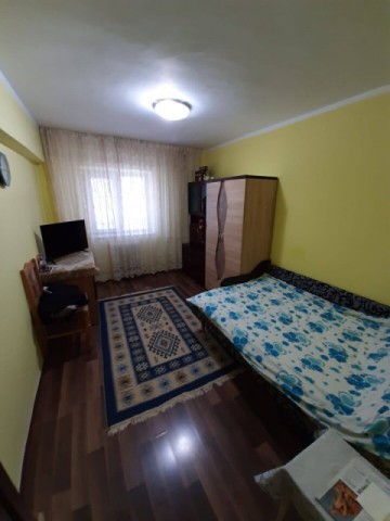 apartament-4-camere-2-bai2-balcoane-et44primaverii-53000-euro-negociabil-3