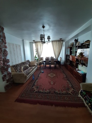 apartament-4-camere-zona-bucovina-et3-mobilatutilat-complet-350-euro-neg