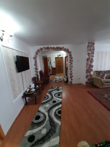 apartament-4-camere-zona-bucovina-et3-mobilatutilat-complet-350-euro-neg-1