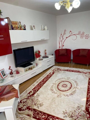 apartament-3-camere-72-mp-zona-biserica-duminica-mare-73500euro-neg