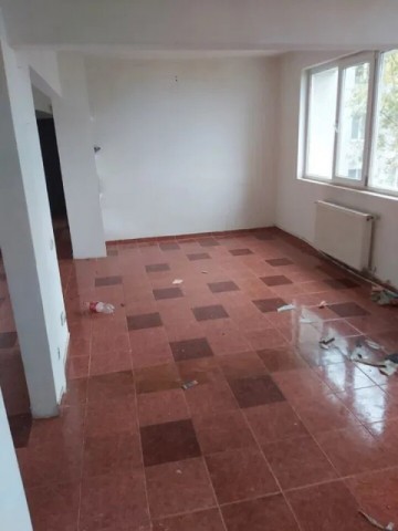 vanzare-apartament-3-camere-calea-grivitei-metrou-1-mai-4