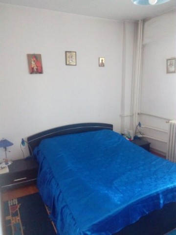 apartament-3-camere-in-zona-ghencea-2