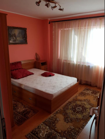 inchiriez-apartament-cu-3-camere-zona-centru-unirea-2