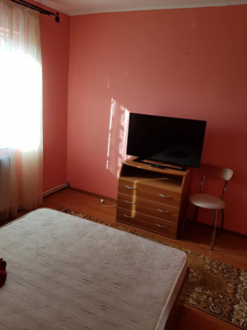 inchiriez-apartament-cu-3-camere-zona-centru-unirea-4