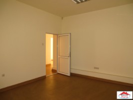 casa-cu-spatiu-comercial-aproape-de-centru-id-21694-18