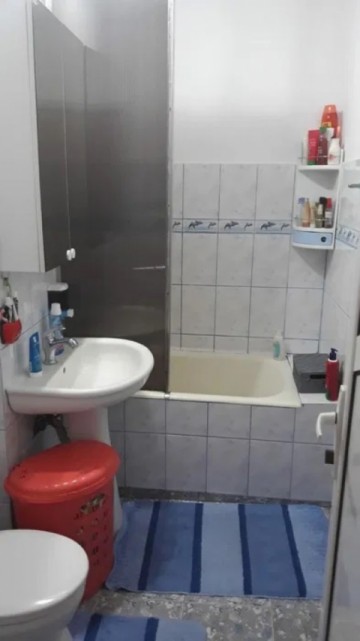 apartament-renovat-modificat-zona-cetate-3