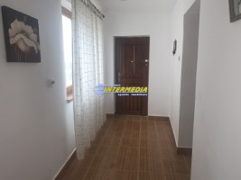 casa-de-vanzare-cu-660-mp-teren-toate-utilitatile-in-alba-iulia-2