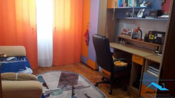 apartament-3-camere-decomandat-mobilat-6