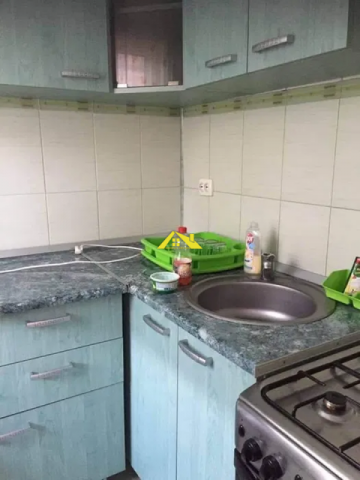 vand-apartament-2camere-semidecomandat-zona-cetate-6