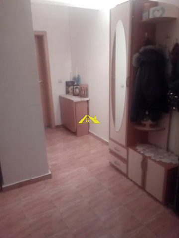 vind-apartament-2-camere-in-centru-in-spate-la-casa-de-pensi-4
