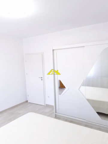 proprietar-vand-apartament-2-camere-5