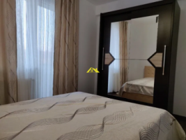 inchiriez-apartament-3-camere-zona-linistita-parcare-si-curte-privata-6