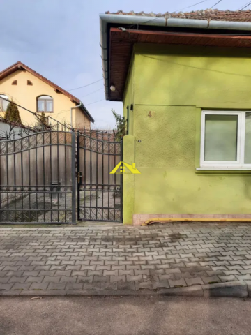 casa-de-vanzare-in-centru-1